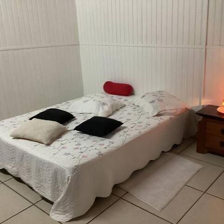 Appartement Dans Propriete Reposante Saint-Benoît Extérieur photo