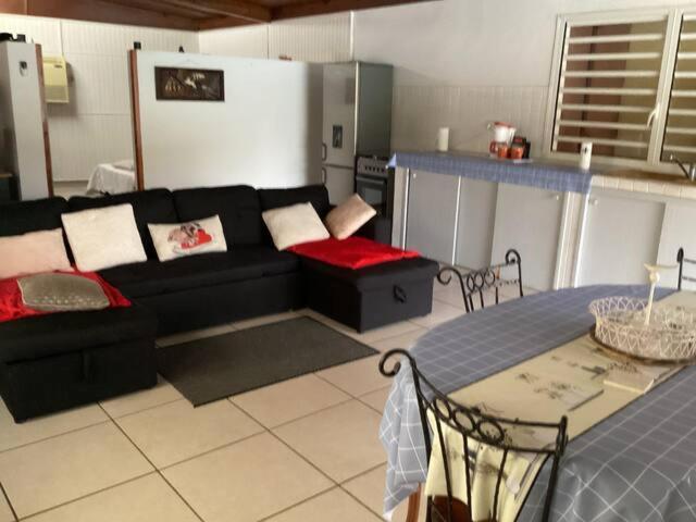 Appartement Dans Propriete Reposante Saint-Benoît Extérieur photo