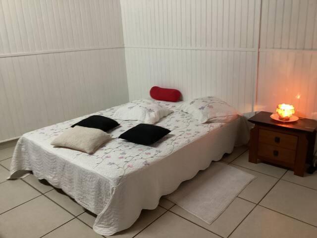 Appartement Dans Propriete Reposante Saint-Benoît Extérieur photo